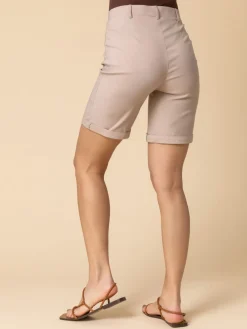 Natuurlijk - stretch short met omgeslagen zoom*Roman Outlet