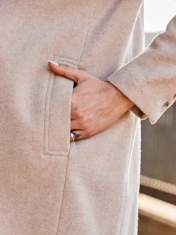 - - Eersteklas lange jas van wolmix*Sosandar Online