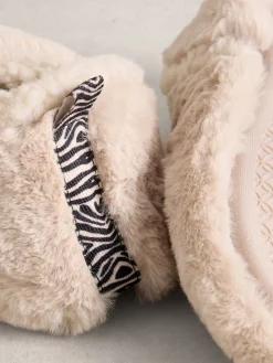 - Reya pantoffels met gesloten hiel*White Stuff Clearance