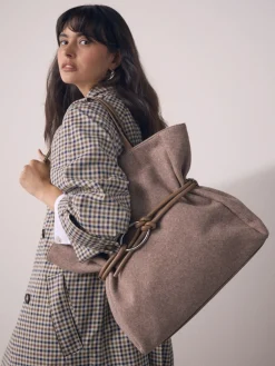 Nertsgrijs/bruin - Felt Belted Shoulder Bag*Next Discount