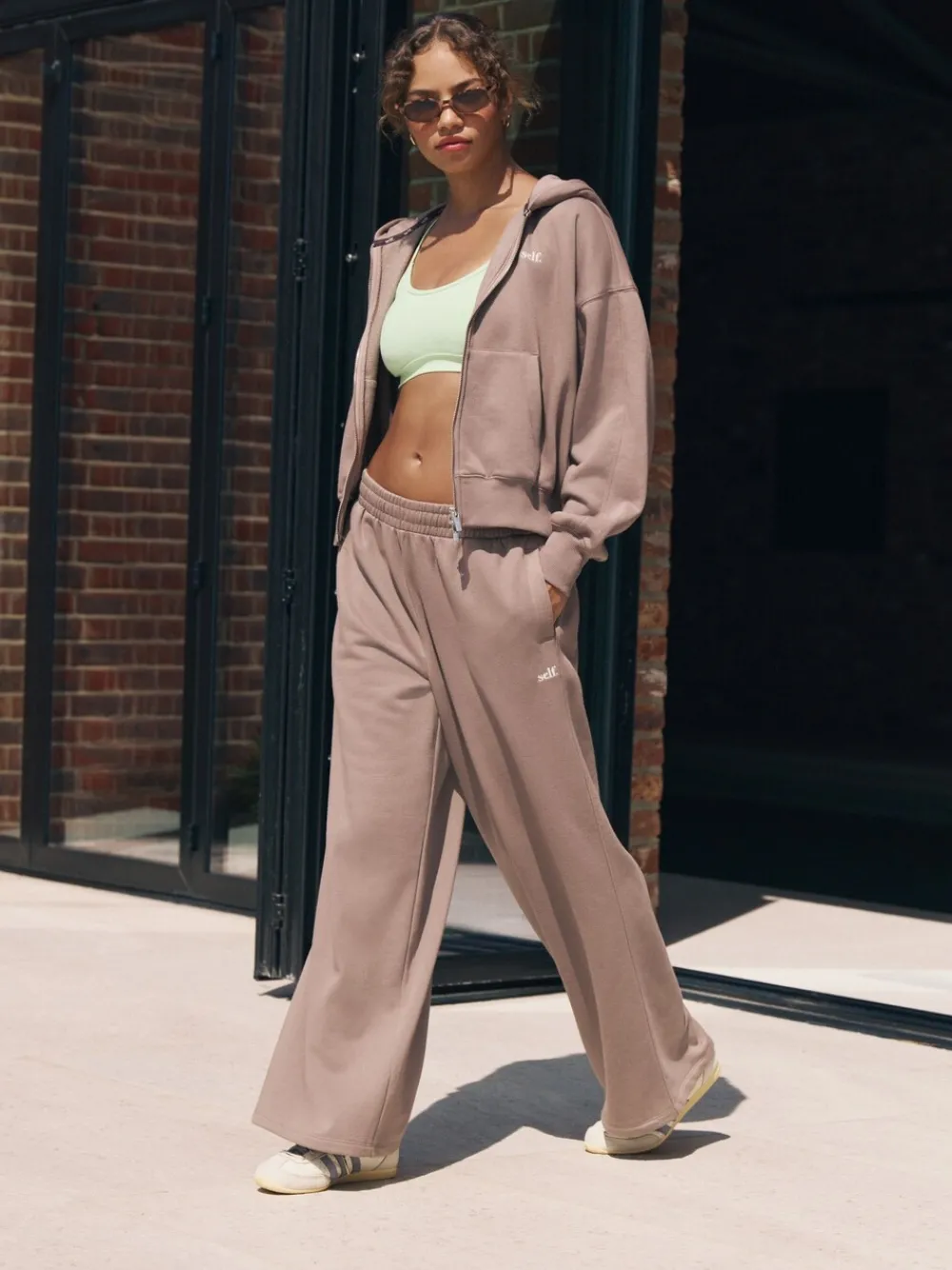 Nertsgrijs/bruin - joggingbroek met wijde pijpen*self. Online