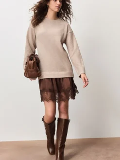 - 2-In-1 Zacht aanvoelende trui met kanten rok*Next Outlet