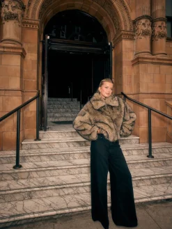 - Jack met rits en imitatiebont*Next Hot