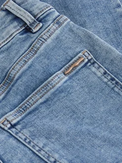 - Jeans met wijde pijpen*Next Hot