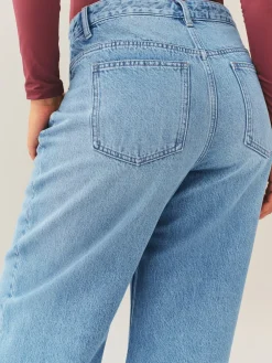 Normaal blauw - Jeans met zandloperpasvorm en wijde pijpen*Next Outlet