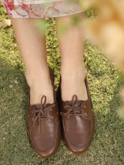 Westwood Casual Lace-Up Leather Boat Shoes*Off The Hook Online