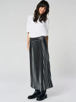 Metallic Pleated Midi Skirt*ONLY Hot