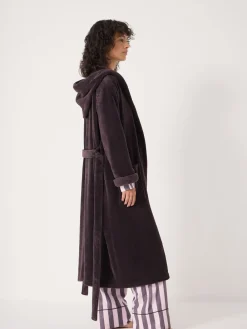 - Donzige kamerjas met capuchon*Hush Sale