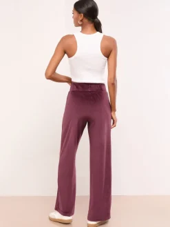 Paarsblauw - Geborduurde Velours Joggingbroek met Wijde Pijpen en Relaxte Pasvorm*Lipsy Best