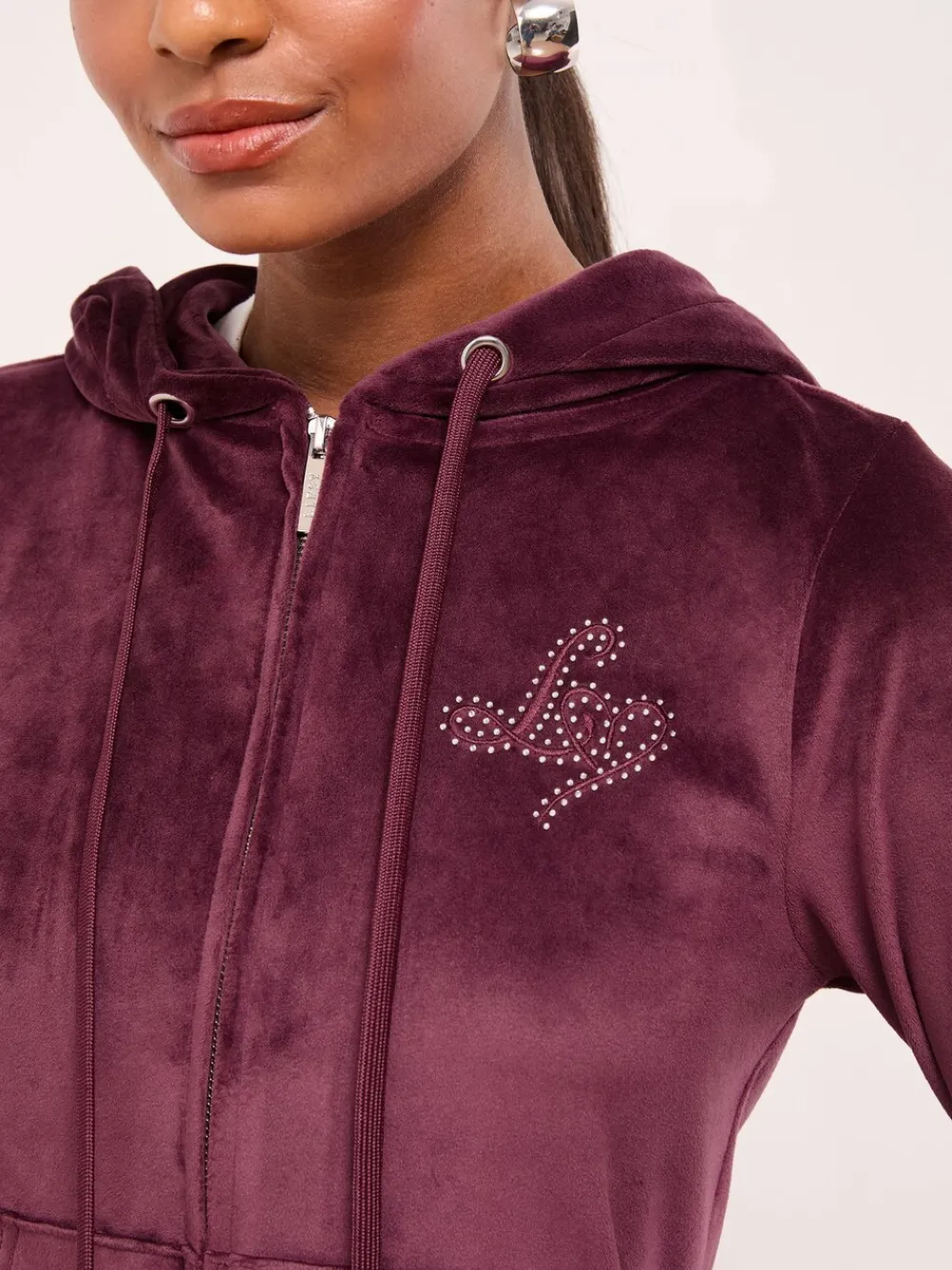 Plumb Paars - - Geborduurde velours hoodie met rits*Lipsy Sale