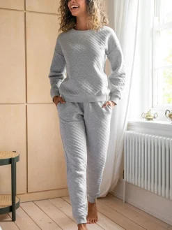 - Doorgestikte loungepyjama*Pour Moi Clearance