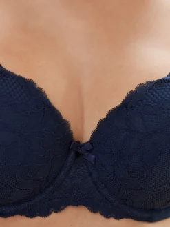 - Verpakking van 2 kanten beha's cup DD+*Next