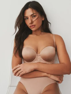 - A-DD strapless push-up beha met drievoudige boost*Next Discount