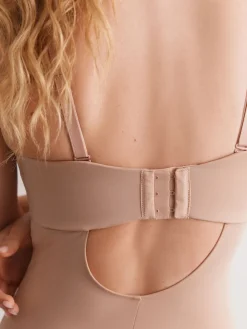 - Bandeau dijvormende shapewear*Next Best