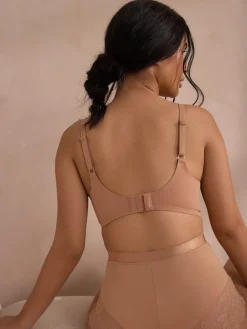 - DD+ Forever Lite afvlakkende beha*Next Clearance