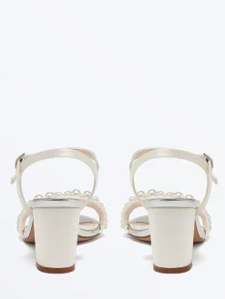 Clara Sandals*Rainbow Club Online