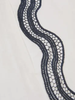 Felicity Linen Scallop-Trim Shorts*Reiss