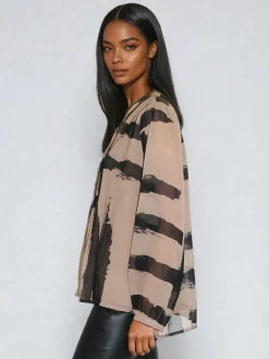 Carolina Shirt With Frill Collar In Abstract Stripe*Religion Online