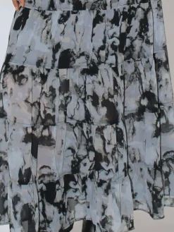 Citrine Tiered Maxi Skirt In Dark Abstract Print*Religion Outlet
