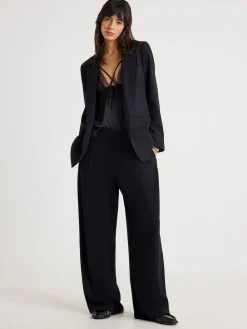Edge to Edge Blazer*River Island Outlet