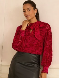 Rode fluweel Devoré - blouse met lange mouwen en striksluiting*Love & Roses Discount