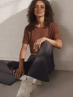 - Active Lichtgewicht T-shirt met ronde hals en korte mouwen*Next