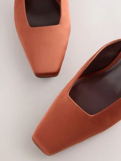 - Forever Comfort® Chisel Closed Toe Mules*Next Best