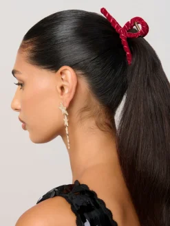 - Wrapped Hair Claw*Aela Clearance