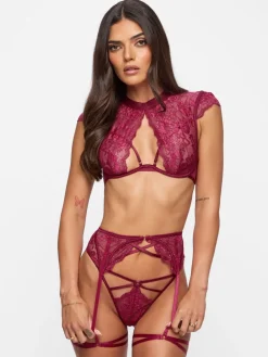 - Zayna Lace Crotchless Set*Ann Summers