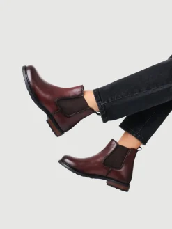- Mayah Leather Chelsea Boots*Jones Bootmaker Clearance