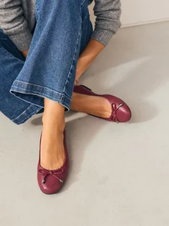 Rood - Leren Ballerina's met ronde neus*Next New