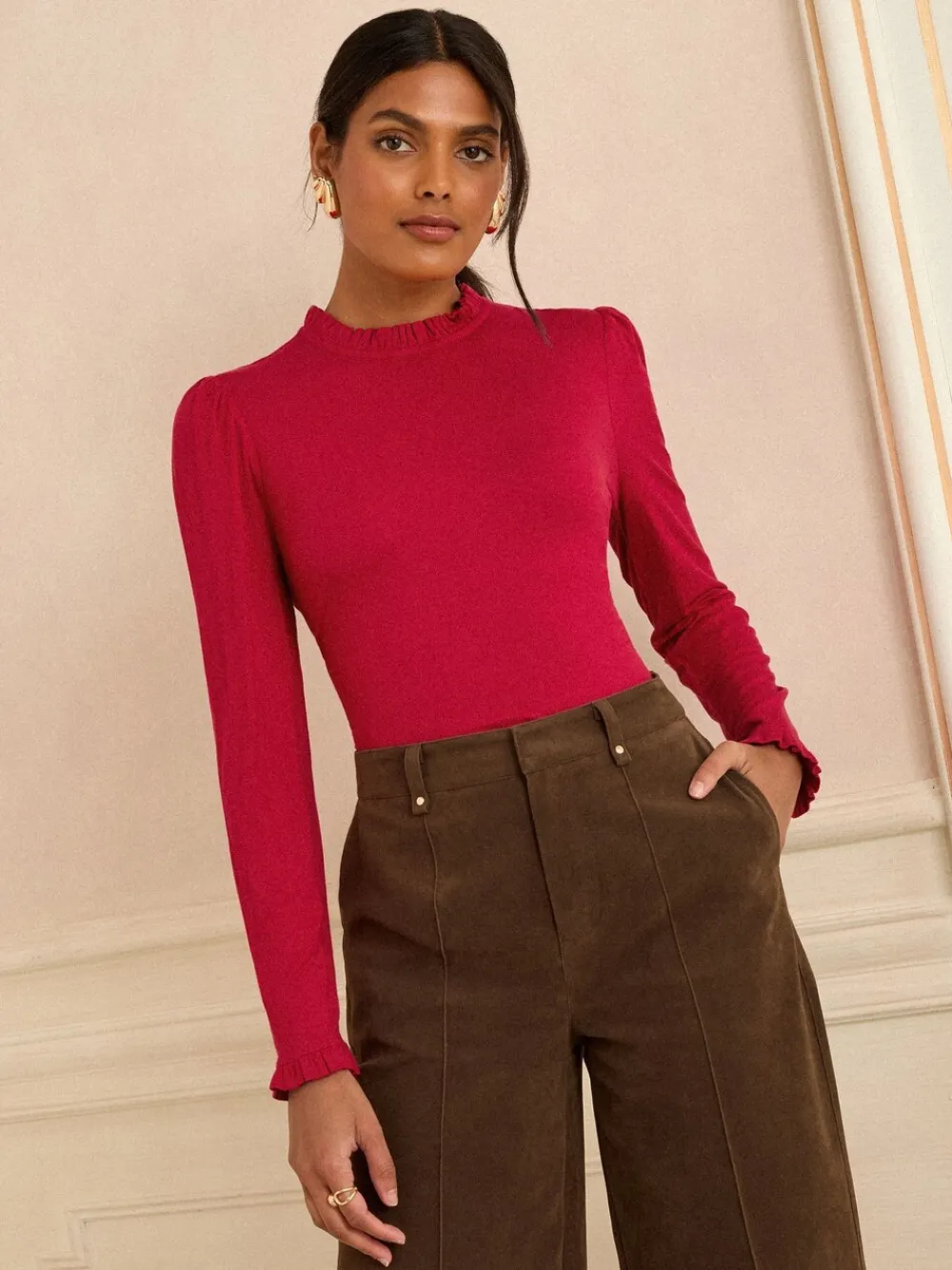 Rood - jersey top met ruches aan de hals en lange mouwen*Love & Roses