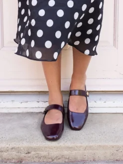 - CANDY Mary Jane Stud Flat Shoes*Novo Discount