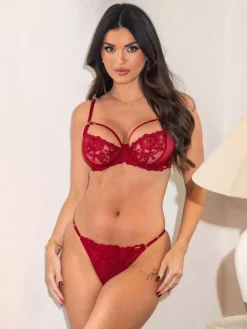 - India Bold Floral Embroidery Non Pad Bra*Pour Moi Hot