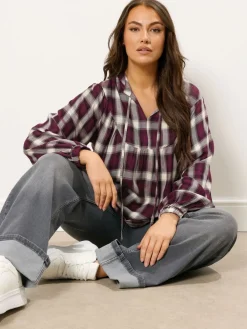 - blouse met ruit en strik bij de hals*Yours Curve New