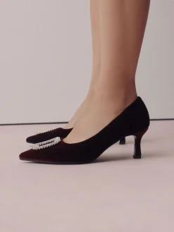 Rood fluweel - Forever Comfort - Spitse hakken met siersteentjes*Next Discount