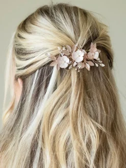 - - Gardenia klem met kristallen, parels en geëmailleerde bloem*Ivory & Co Sale