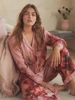 - - Satijnen pyjama met knopen*B by Ted Baker Discount