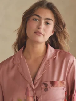 - - Satijnen pyjama met knopen*B by Ted Baker Discount