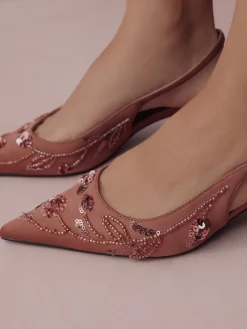 - Forever Comfort satijnen slingbacks met kralen en hakje*Next Best