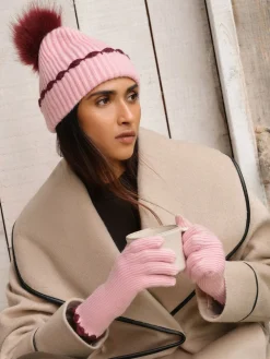 - Scallop Trim Ribbed Pom Hat and Gloves Set*Love & Roses