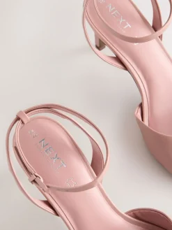 - Premium leren sandalen met peeptoe en hak*Next New