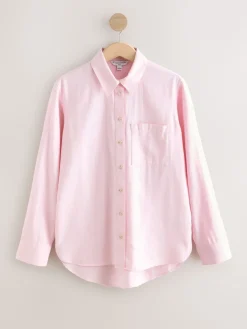 - Ruimvallend 100% katoenen button-down casual overhemd met lange mouwen*Next Discount