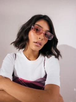 - Smalle rechthoekige zonnebril*Next Best