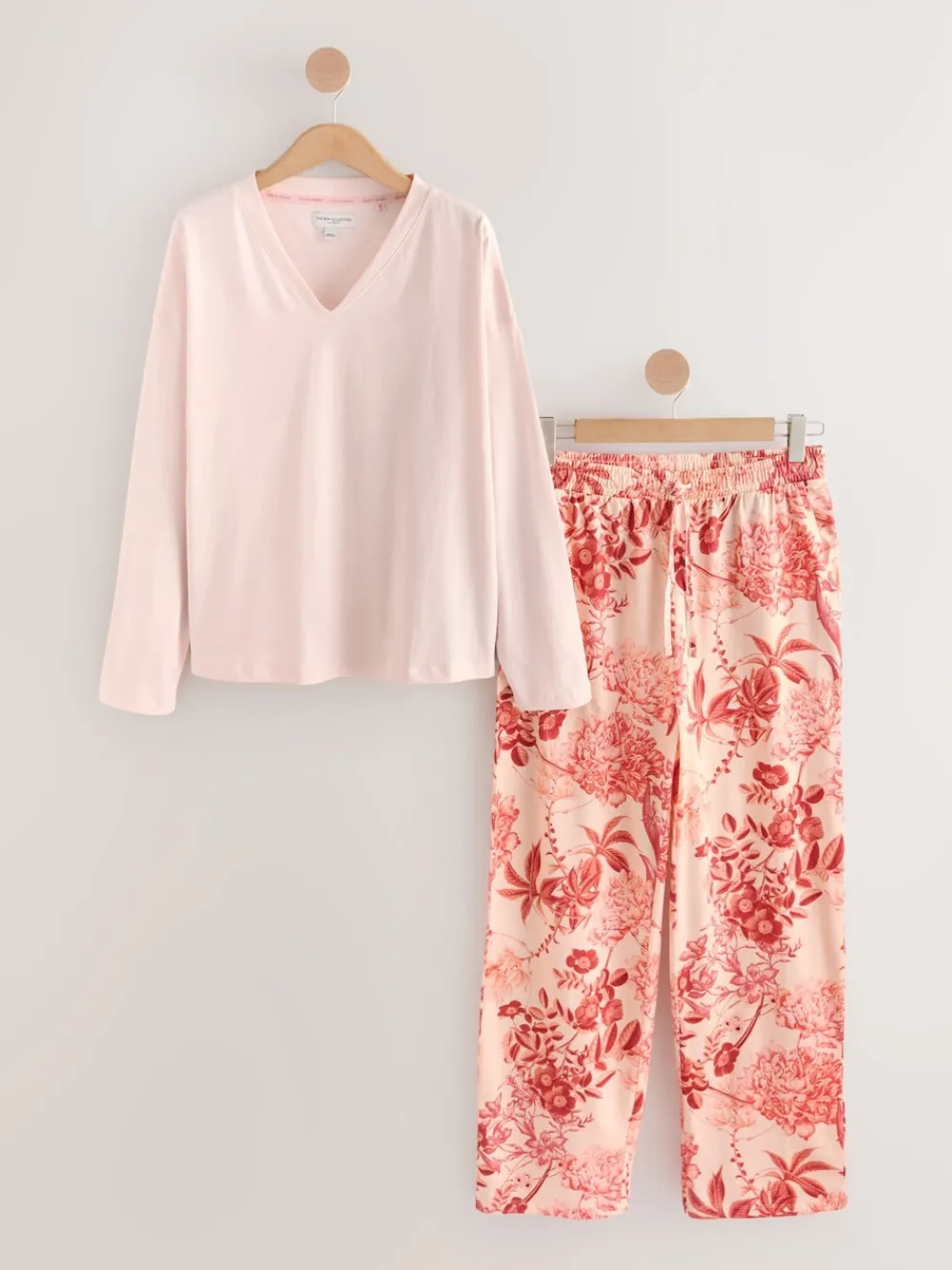 Roze bloemen - Kew Collection pyjama's met lange mouwen*Next Outlet