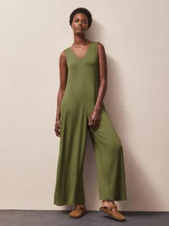 Jersey V-Neck Jumpsuit*Ro&Zo Outlet