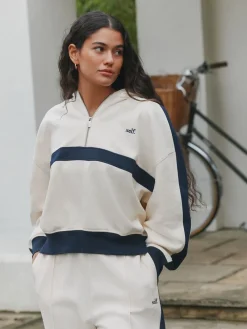 Fleecetrui met korte rits*self. New