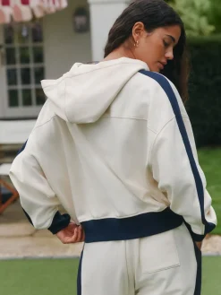 Fleecetrui met korte rits*self. New