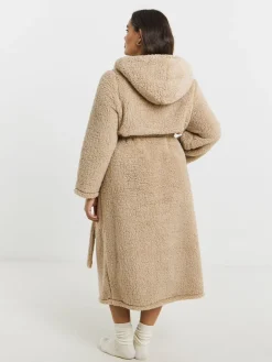 Pretty Secrets Teddy Midi Gown*Simply Be