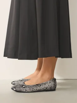 - Ballerina's*Next Clearance